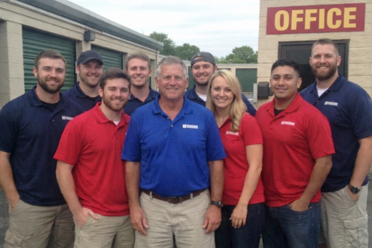 Water damage restoration professionals in Baytown, TX